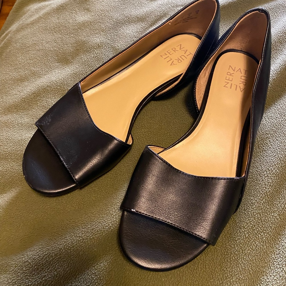 Naturalizers Black Peep Toe Flats - Size 9